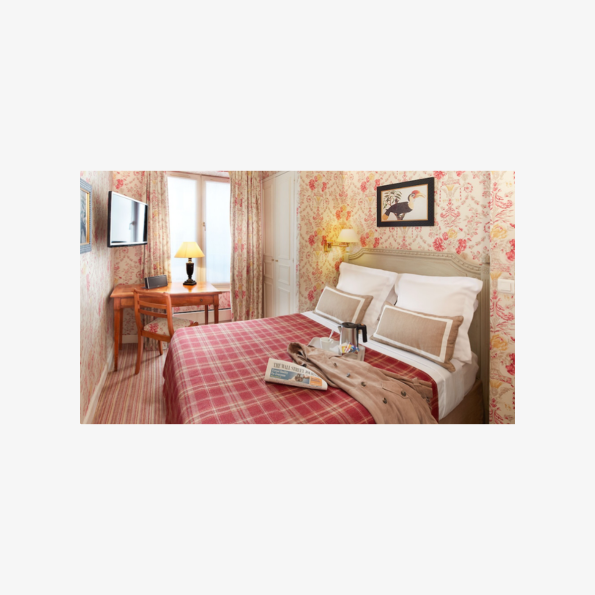 2-nights-le-relais-du-louvre.png